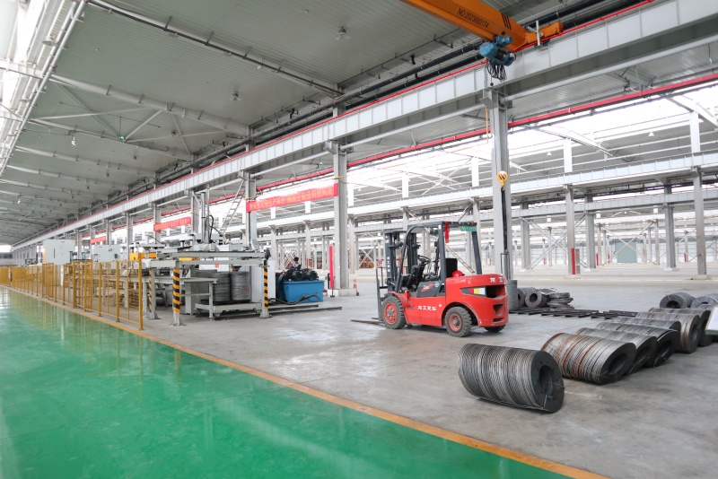 Steel wheel spoke automatic production